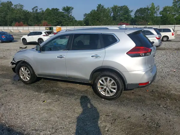 KNMAT2MT3HP503925 2017 NISSAN ROGUE - Image 2