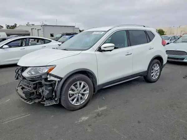 KNMAT2MT3HP507151 2017 NISSAN ROGUE - Image 1