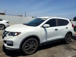 KNMAT2MT3HP511152 2017 NISSAN ROGUE
