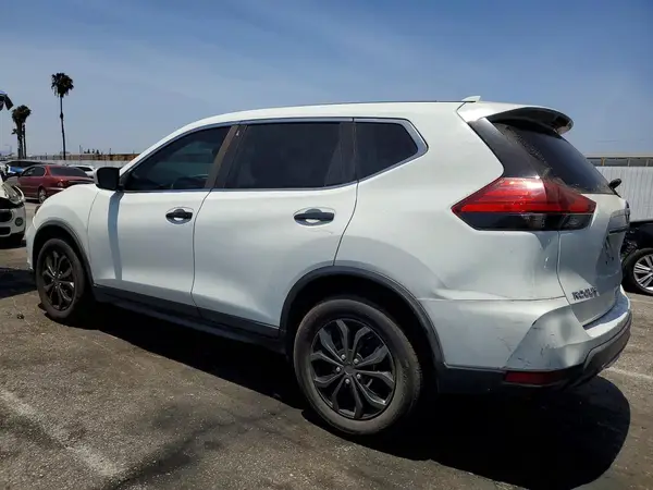 KNMAT2MT3HP511152 2017 NISSAN ROGUE - Image 2