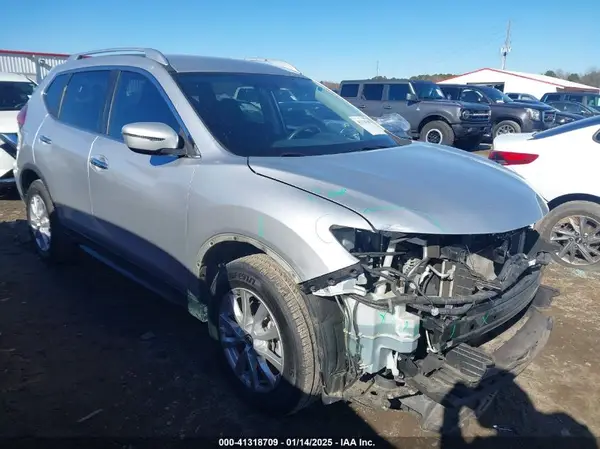 KNMAT2MT3HP515265 2017 NISSAN ROGUE - Image 1