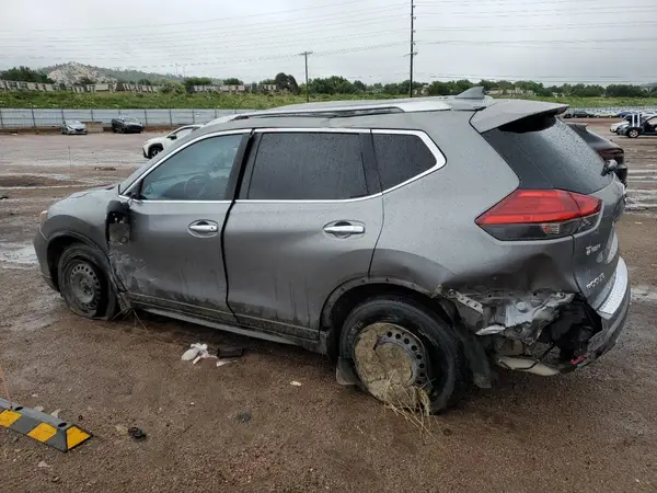 KNMAT2MT3HP538190 2017 NISSAN ROGUE - Image 2