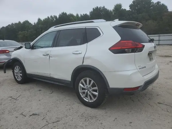 KNMAT2MT3HP539162 2017 NISSAN ROGUE - Image 2