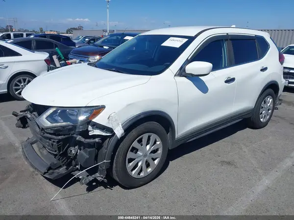 KNMAT2MT3HP549612 2017 NISSAN ROGUE - Image 2