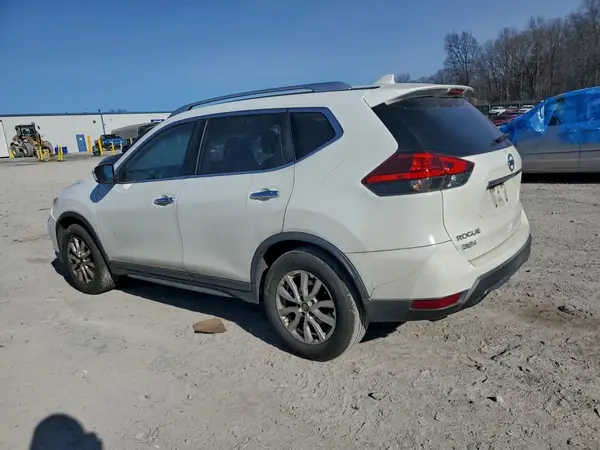 KNMAT2MT3HP550436 2017 NISSAN ROGUE - Image 2
