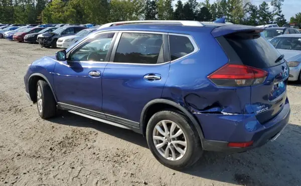 KNMAT2MT3HP557273 2017 NISSAN ROGUE - Image 2