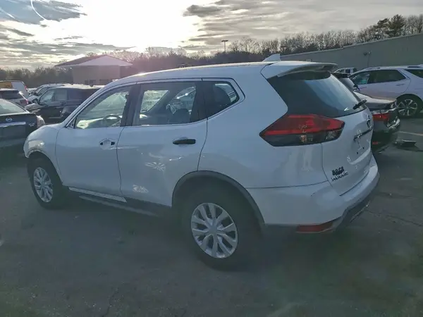 KNMAT2MT3HP564286 2017 NISSAN ROGUE - Image 2