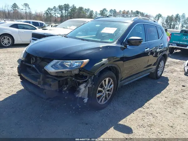 KNMAT2MT3HP566457 2017 NISSAN ROGUE - Image 2