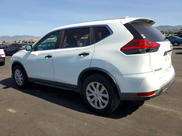 KNMAT2MT3HP570184 2017 NISSAN ROGUE - Image 2