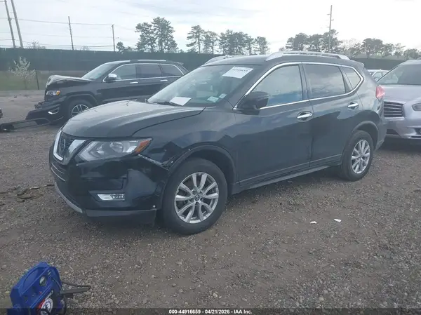 KNMAT2MT3HP574106 2017 NISSAN ROGUE - Image 2