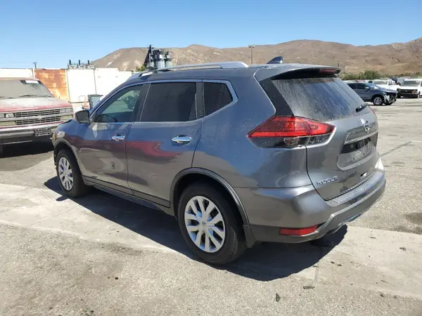 KNMAT2MT3HP578995 2017 NISSAN ROGUE - Image 2