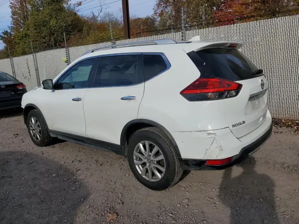 KNMAT2MT3HP589107 2017 NISSAN ROGUE - Image 2