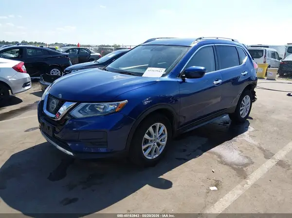KNMAT2MT3HP591360 2017 NISSAN ROGUE - Image 2