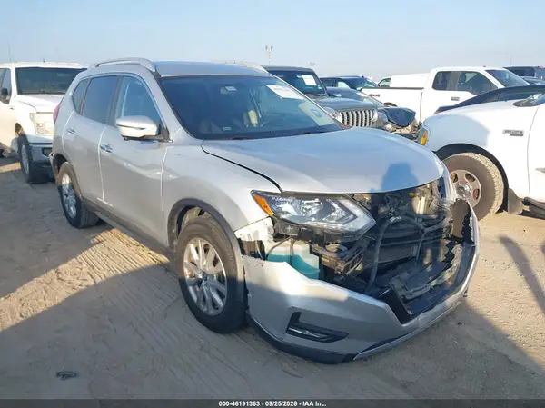 KNMAT2MT3HP594890 2017 NISSAN ROGUE - Image 1