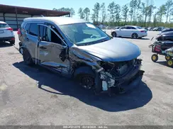 KNMAT2MT3HP599832 2017 NISSAN ROGUE