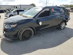 KNMAT2MT3HP601658 2017 NISSAN ROGUE
