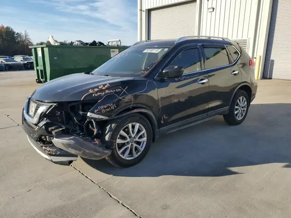 KNMAT2MT3HP604592 2017 NISSAN ROGUE - Image 1