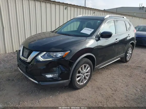 KNMAT2MT3HP610103 2017 NISSAN ROGUE - Image 2