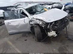 KNMAT2MT3HP613860 2017 NISSAN ROGUE