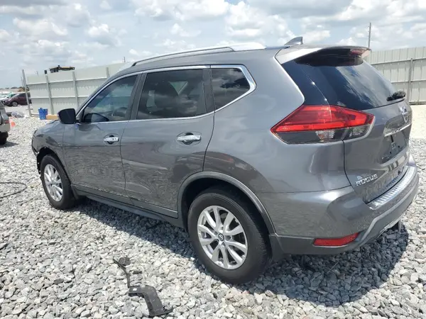 KNMAT2MT3HP614300 2017 NISSAN ROGUE - Image 2