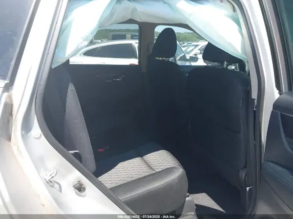 KNMAT2MT3HP614670 2017 NISSAN ROGUE - Image 8