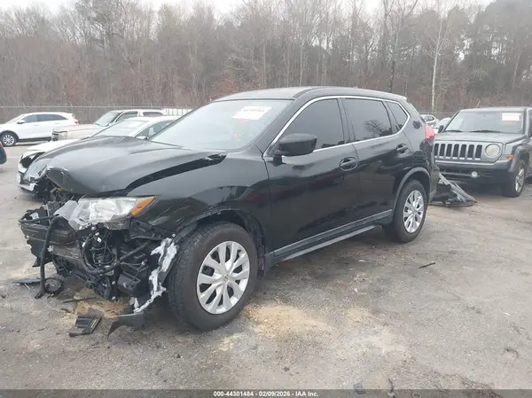 KNMAT2MT3HP615883 2017 NISSAN ROGUE - Image 2