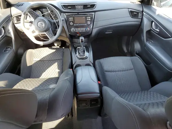 KNMAT2MT3HP616483 2017 NISSAN ROGUE - Image 8