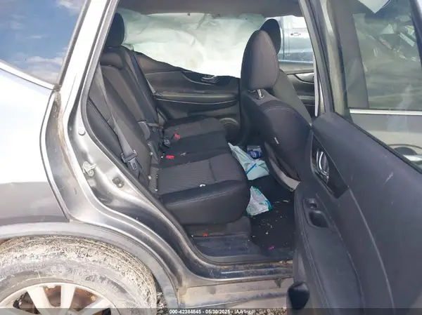 KNMAT2MT3JP501999 2018 NISSAN ROGUE - Image 8