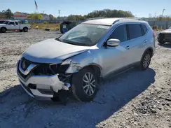 KNMAT2MT3JP505633 2018 NISSAN ROGUE