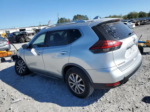 KNMAT2MT3JP505633 2018 NISSAN ROGUE - Image 2