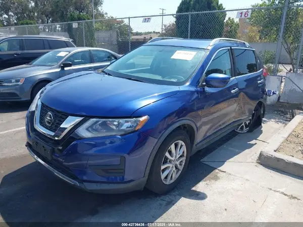 KNMAT2MT3JP508449 2018 NISSAN ROGUE - Image 2