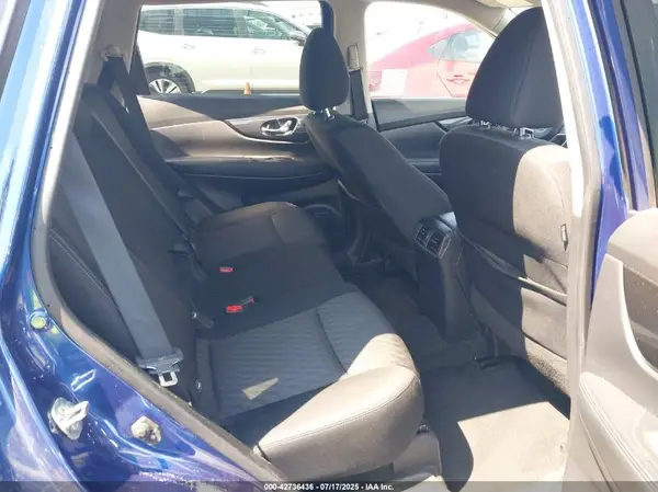 KNMAT2MT3JP508449 2018 NISSAN ROGUE - Image 8