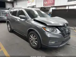 KNMAT2MT3JP510427 2018 NISSAN ROGUE