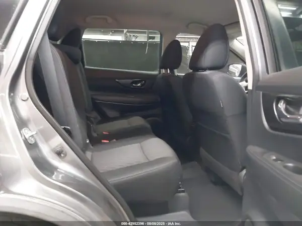 KNMAT2MT3JP510427 2018 NISSAN ROGUE - Image 8