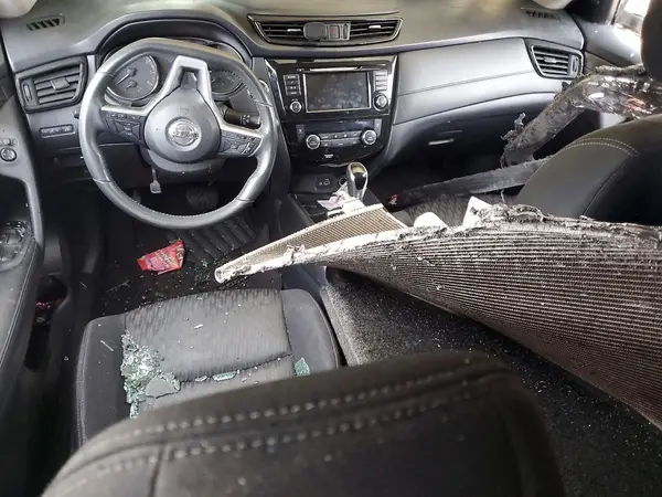 KNMAT2MT3JP510847 2018 NISSAN ROGUE - Image 8