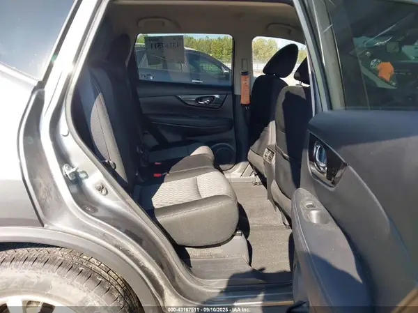 KNMAT2MT3JP513800 2018 NISSAN ROGUE - Image 8