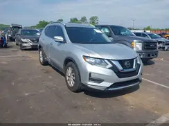 KNMAT2MT3JP514185 2018 NISSAN ROGUE