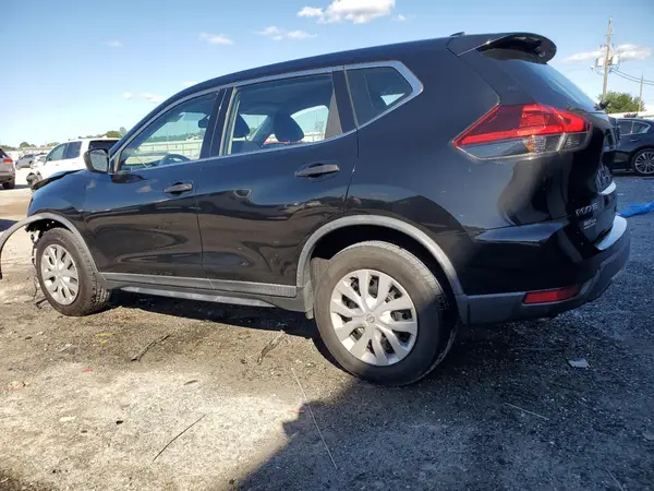 KNMAT2MT3JP517717 2018 NISSAN ROGUE - Image 2