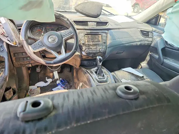 KNMAT2MT3JP523310 2018 NISSAN ROGUE - Image 8