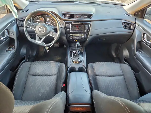KNMAT2MT3JP525770 2018 NISSAN ROGUE - Image 8