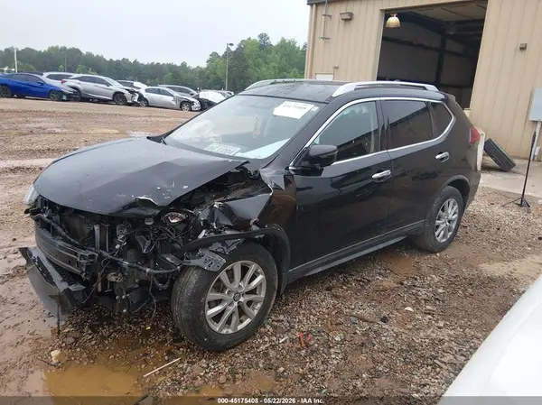 KNMAT2MT3JP526448 2018 NISSAN ROGUE - Image 2
