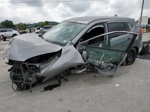 KNMAT2MT3JP530919 2018 NISSAN ROGUE - Image 1