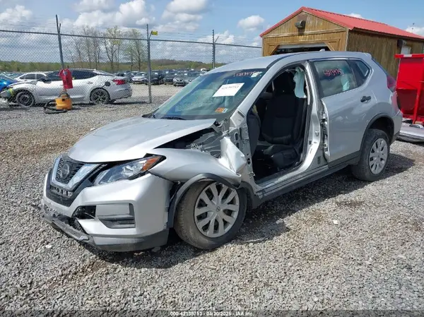 KNMAT2MT3JP538759 2018 NISSAN ROGUE - Image 2