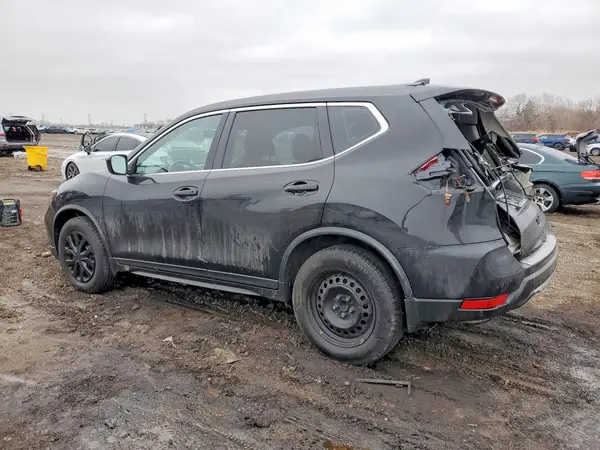 KNMAT2MT3JP540401 2018 NISSAN ROGUE - Image 2