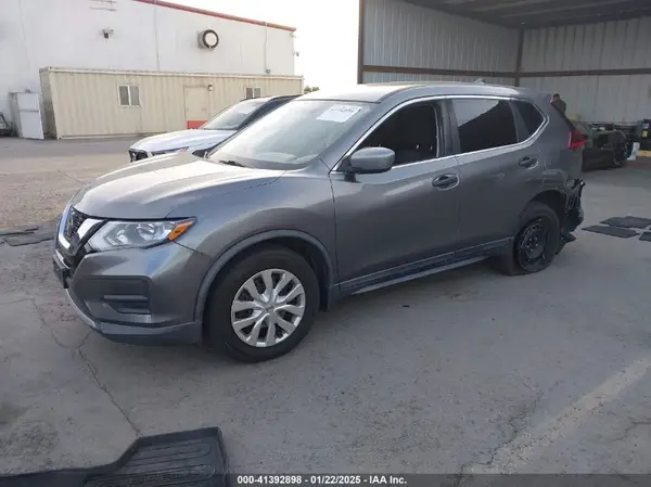 KNMAT2MT3JP542682 2018 NISSAN ROGUE - Image 2