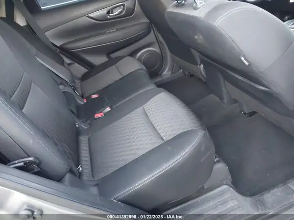 KNMAT2MT3JP542682 2018 NISSAN ROGUE - Image 8