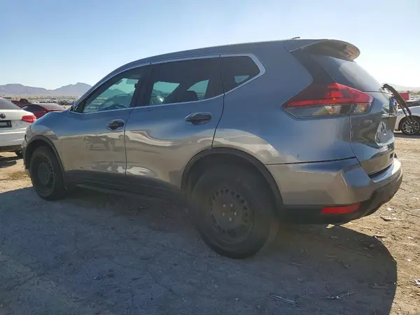 KNMAT2MT3JP549034 2018 NISSAN ROGUE - Image 2