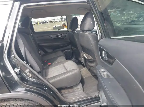 KNMAT2MT3JP552838 2018 NISSAN ROGUE - Image 8