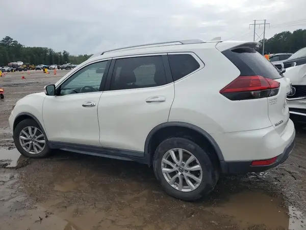 KNMAT2MT3JP553469 2018 NISSAN ROGUE - Image 2