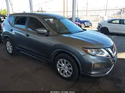 KNMAT2MT3JP555237 2018 NISSAN ROGUE